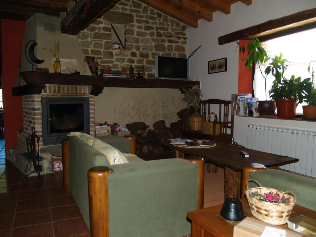 Hotel Rural Piedra Abierta San Martín de Perapertú Exteriér fotografie